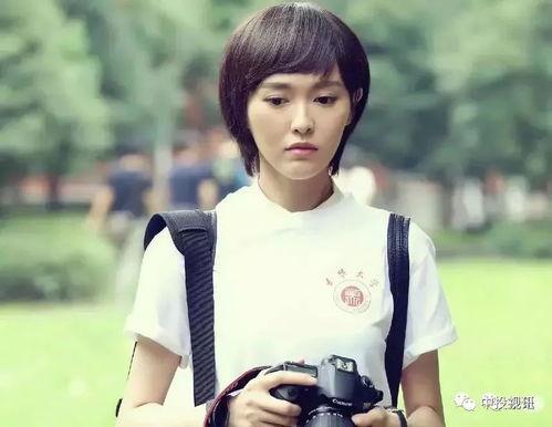 小八娱乐吃瓜的博主,揭秘娱乐圈最新吃瓜热点，带你领略明星幕后故事